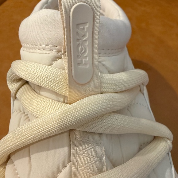 Hoka One One Ora Primo Womens Sz 8  Vanilla Slip On Insulated Shoes 1141570 - Picture 4 of 6